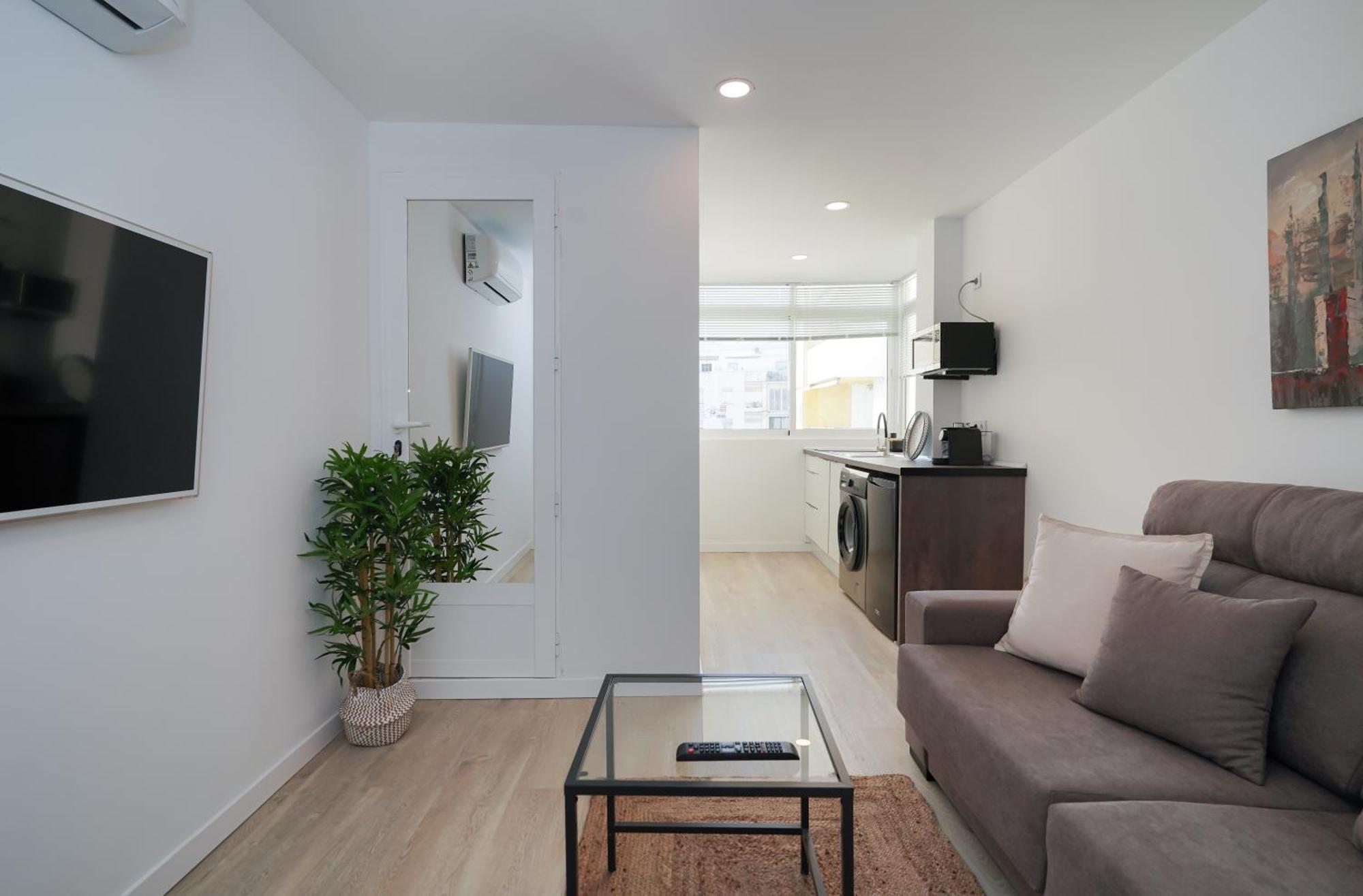 Nomad Malaga - Chic Apartament Center Torremolinos Extérieur photo